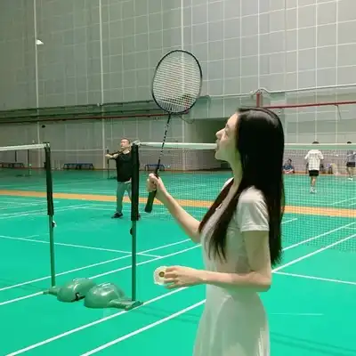 陆华悦